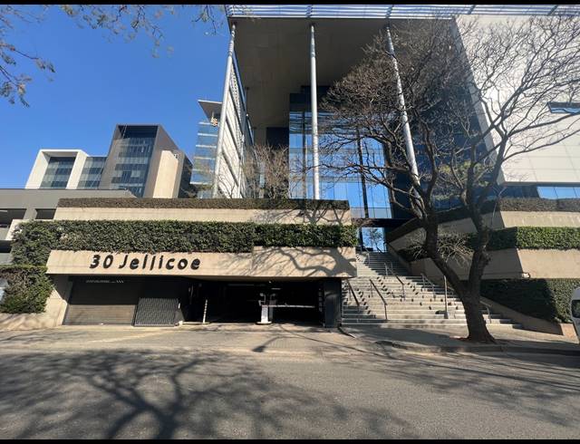 796M² OFFICE TO LET IN ROSEBANK